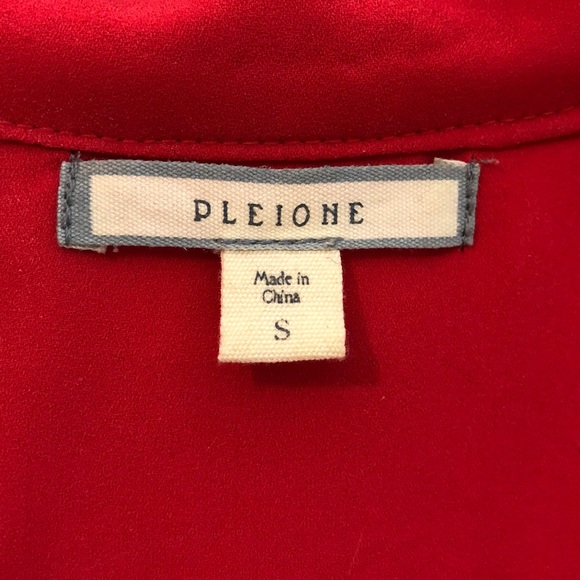 Red Quarter-sleeve Blouse - small - Picture 4 of 5